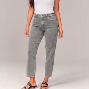 Abercrombie the mom high rise jeans